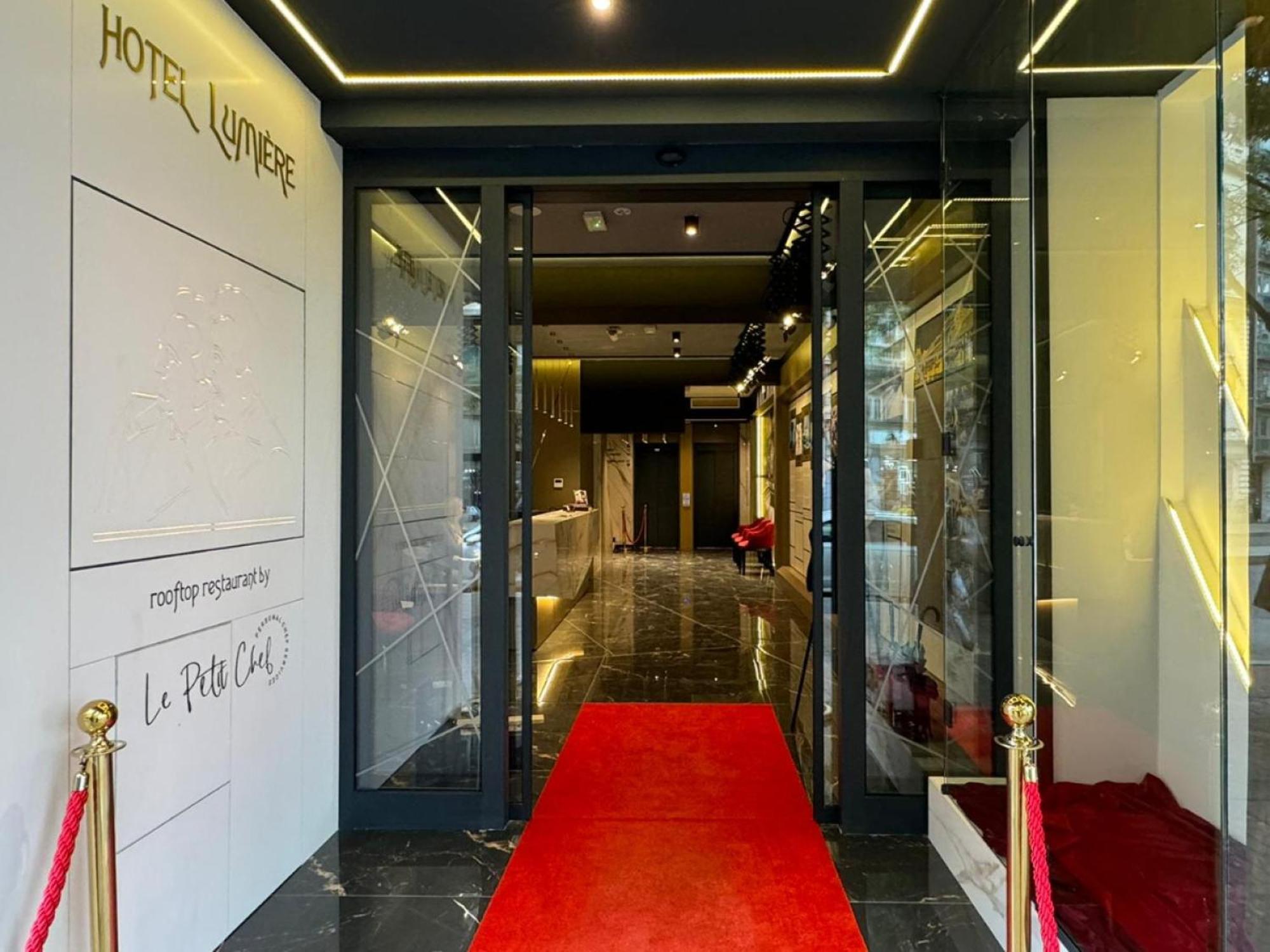 Lumiere Hotel Белград Екстериор снимка
