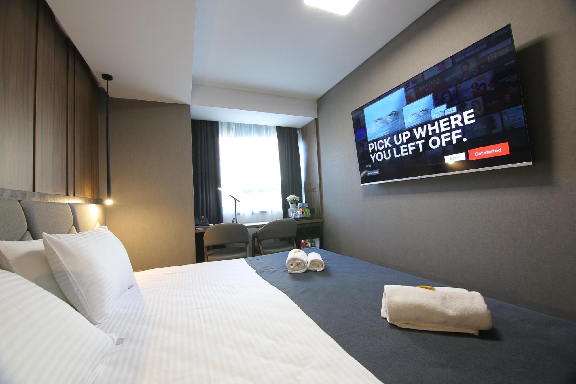 Lumiere Hotel Белград Екстериор снимка